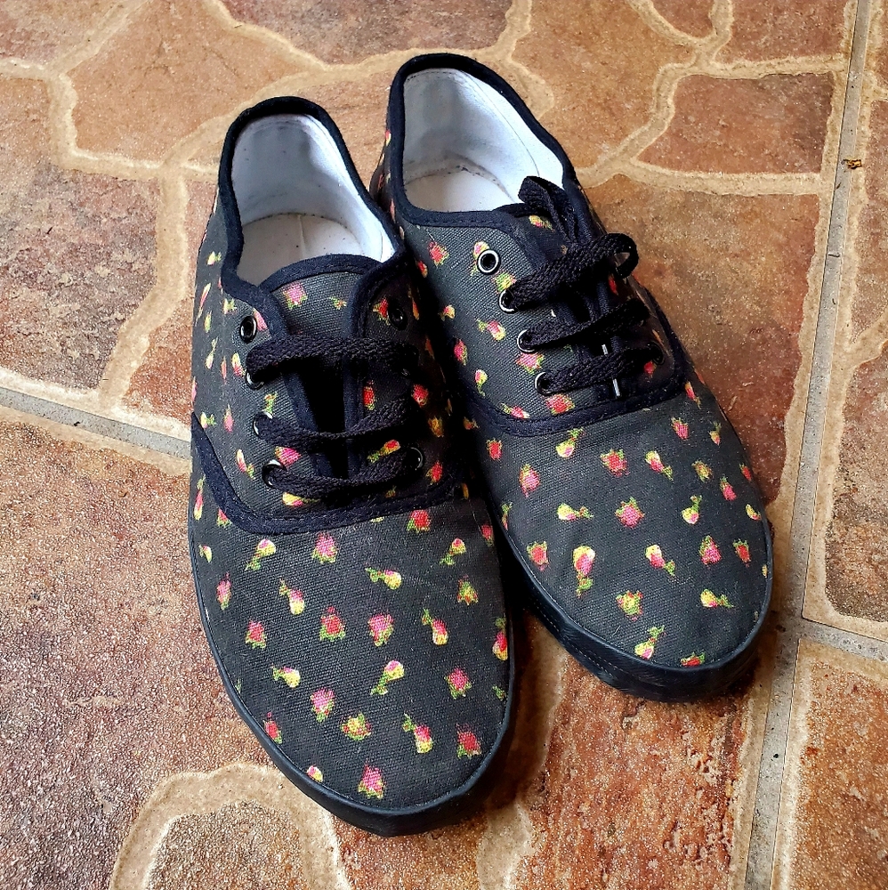 Urban Outfitters Black Floral Shoes